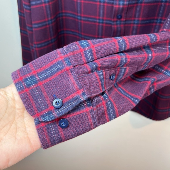 UNTUCKit Men's Barry Flannel Long Sleeve Plaid Button Front Shirt Maroon Blue XL - Picture 4 of 11